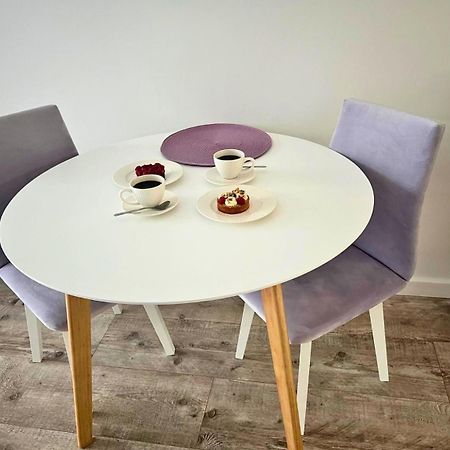 Apartament Purple Poznań Extérieur photo